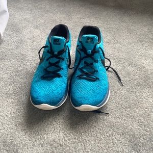 Nike Flyknit Lunar 3. Size 12 men